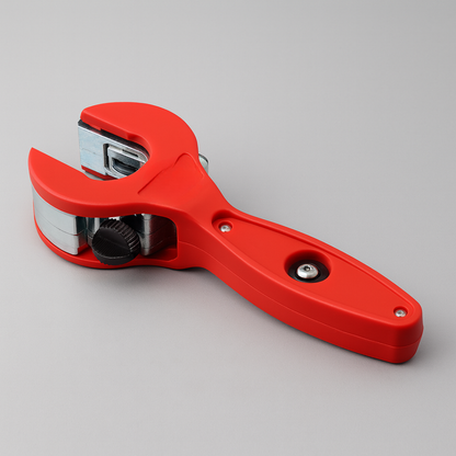 Universal Ratcheting Pipe Cutter 8–29mm Heavy-Duty Tool
